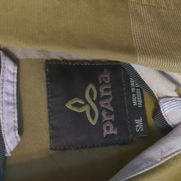 Prana Men's Short Sleeve Button Up - Picture 3 of 4